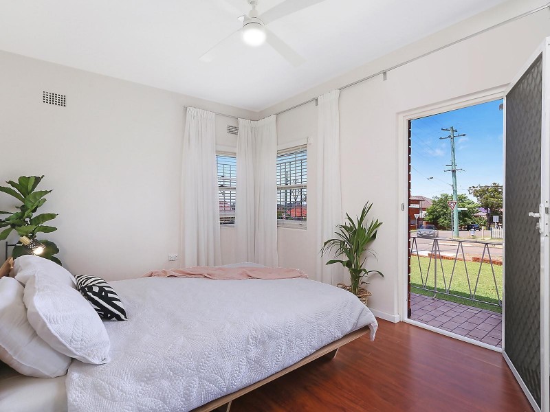 1/53 Cronulla Street, Carlton NSW 2218