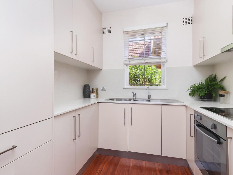 1/53 Cronulla Street, Carlton NSW 2218