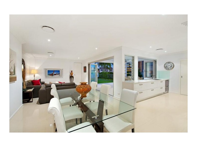 16 Clarence Crescent, Sylvania Waters NSW 2224