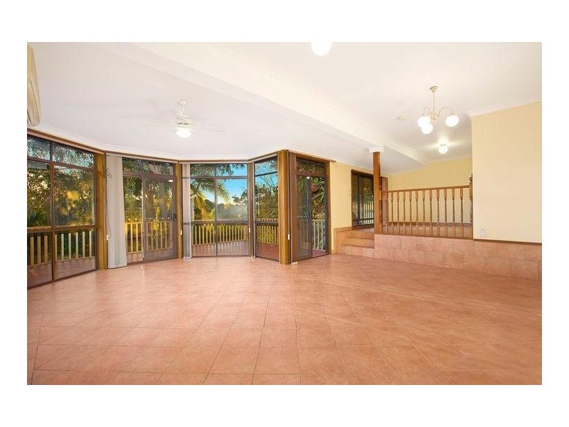 30 Hobart Place, Illawong NSW 2234