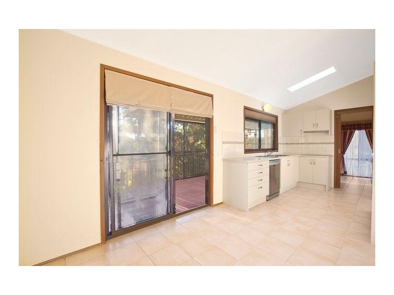 30 Hobart Place, Illawong NSW 2234