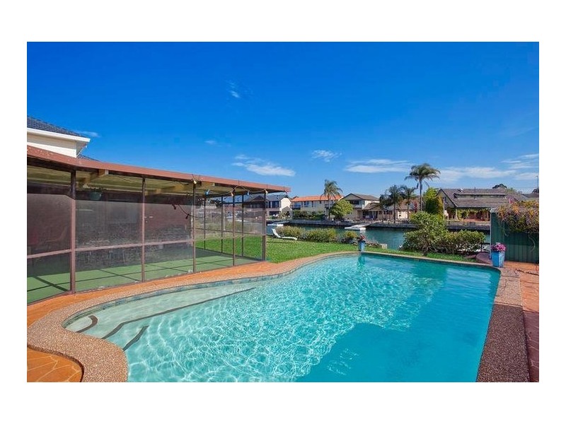 42 Castlereagh Crescent, Sylvania Waters NSW 2224