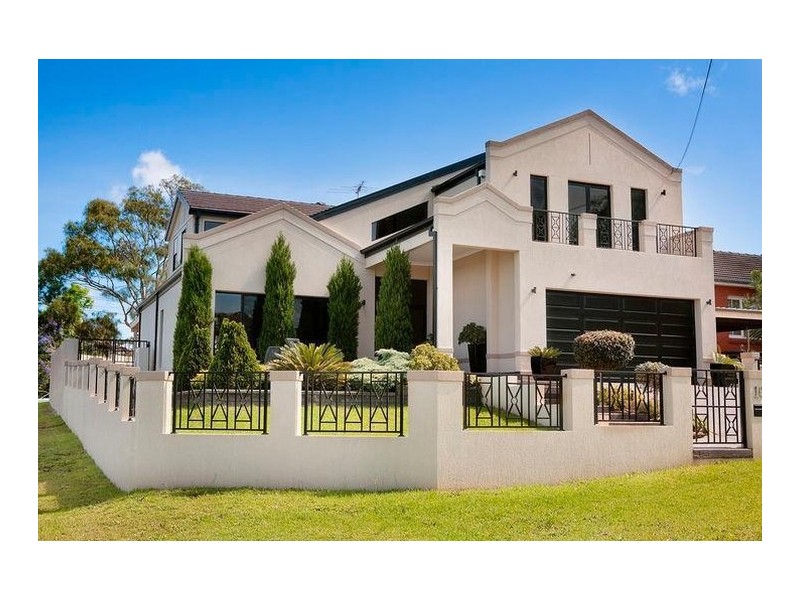 10 Murchison Street, Sylvania NSW 2224