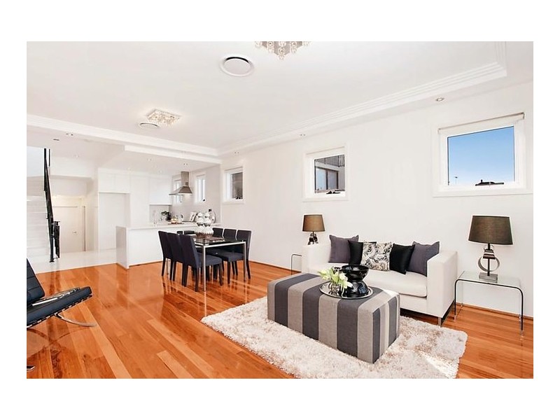 17 Alexander Avenue, Taren Point NSW 2229