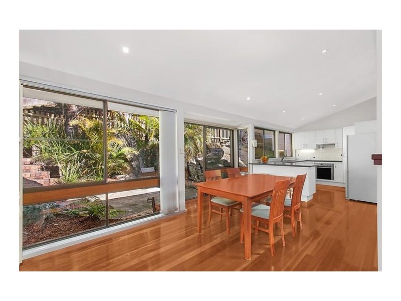 16 Upper Washington Drive, Bonnet Bay NSW 2226