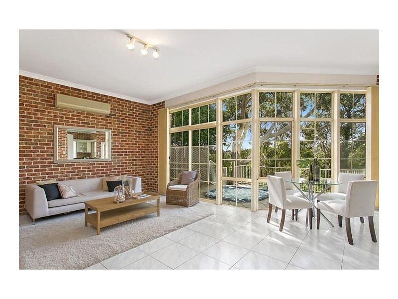 8 Moonbi Place, Kareela NSW 2232