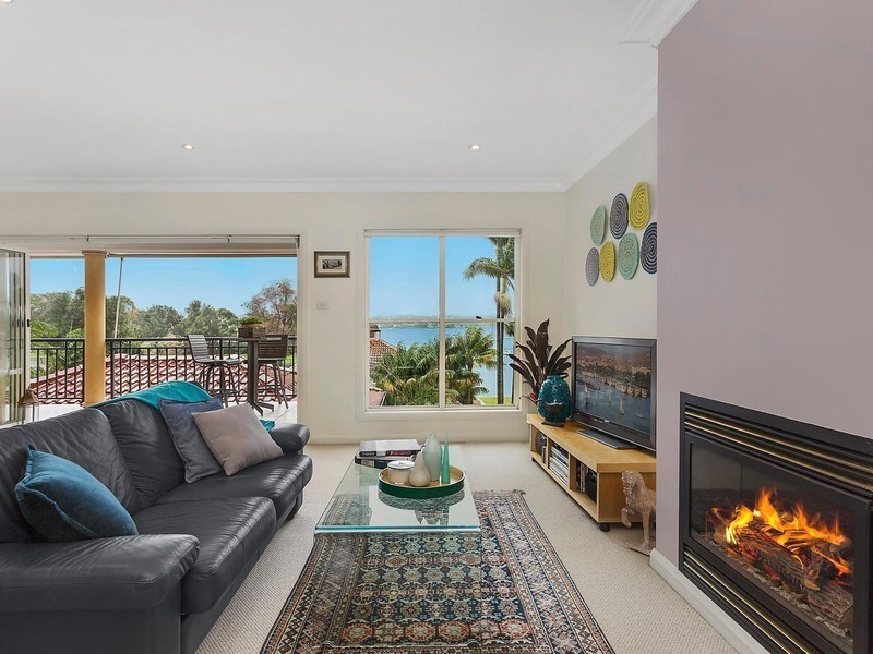 105 Holt Road, Taren Point NSW 2229