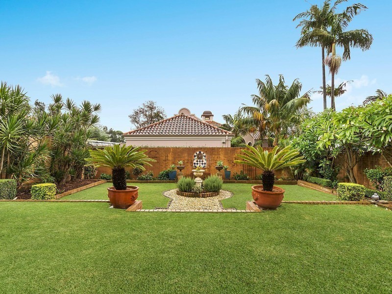 105 Holt Road, Taren Point NSW 2229