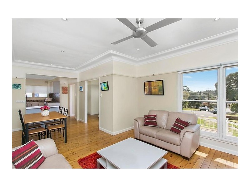 12 Wolstenholme Avenue, Gymea NSW 2227