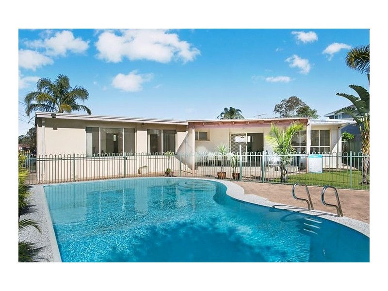 1 Wollondilly Place, Sylvania Waters NSW 2224