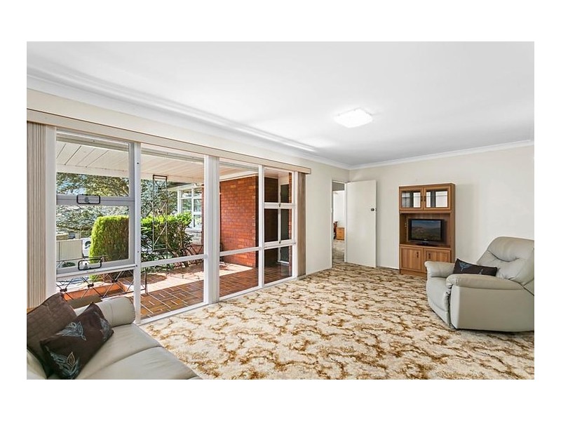 10 Juniper Place, Sylvania NSW 2224