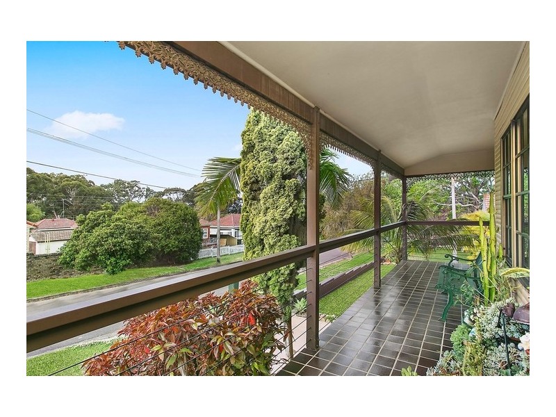 6 Bolaro Avenue, Gymea NSW 2227