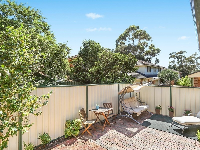 2/90 Toronto Parade, Sutherland NSW 2232