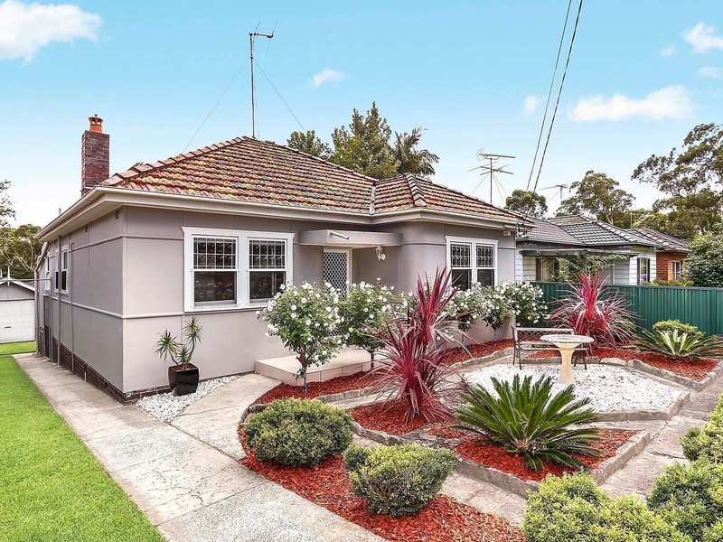 39 Auburn Street, Sutherland NSW 2232