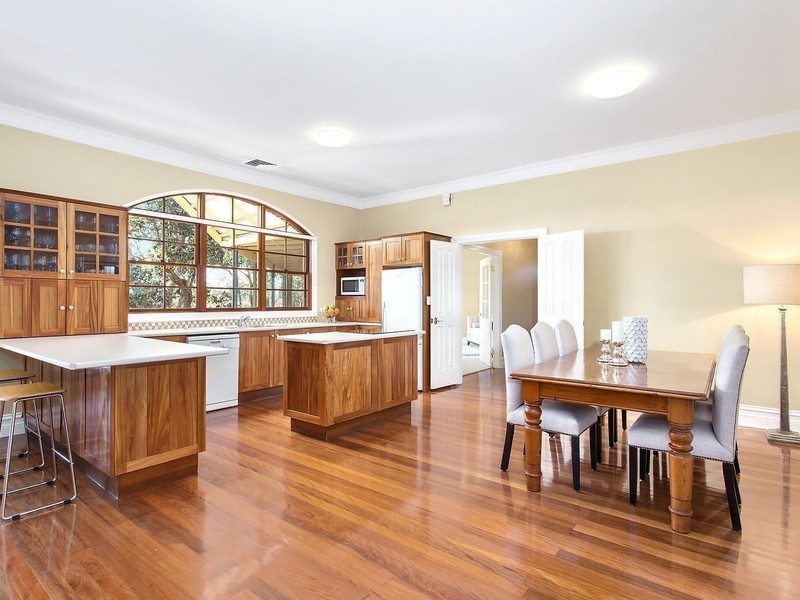 10 Harlech Close, Menai NSW 2234