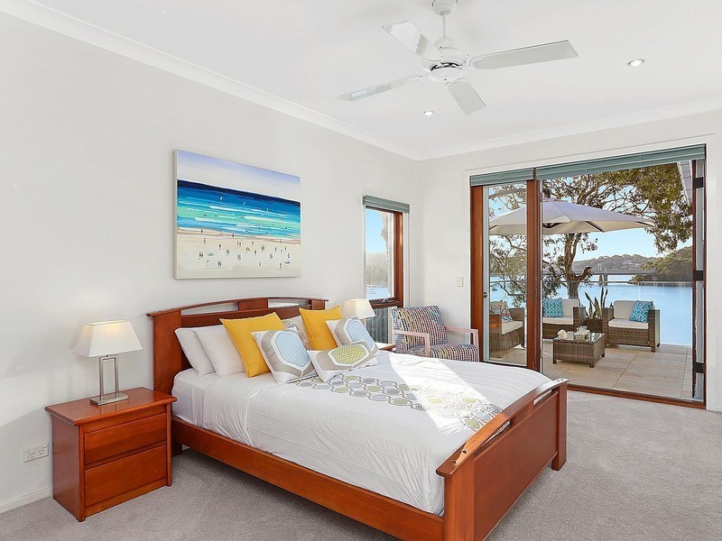 11 Green Point Road, Oyster Bay NSW 2225