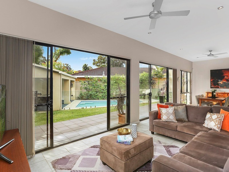 8 Winston Place, Sylvania NSW 2224