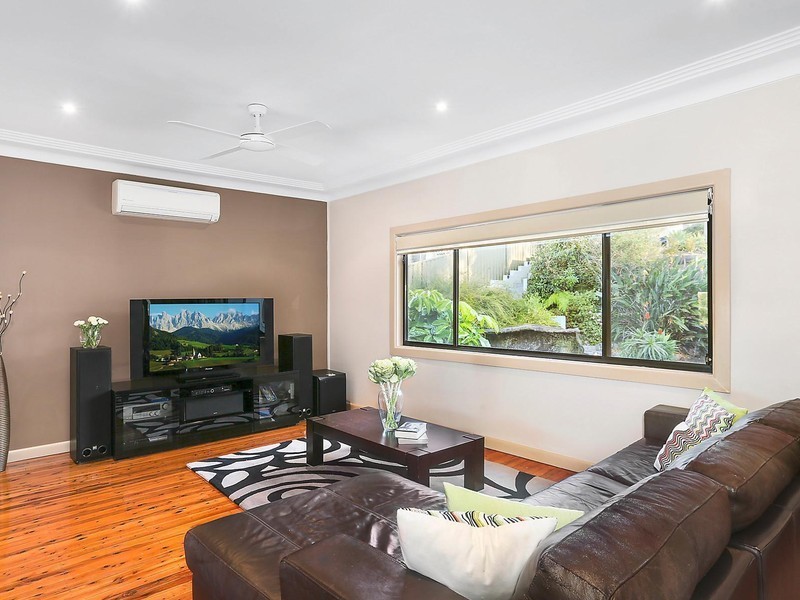 16 Curtis Avenue, Taren Point NSW 2229