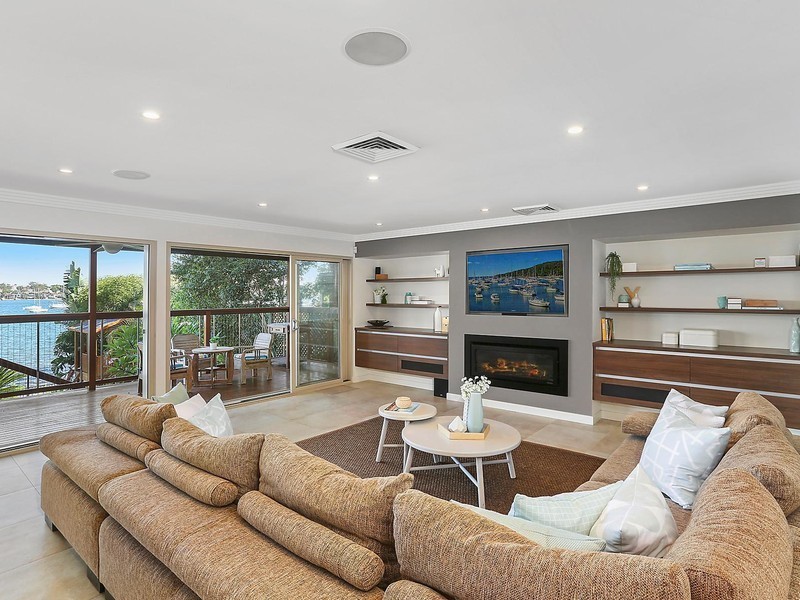 69 Holt Road, Taren Point NSW 2229