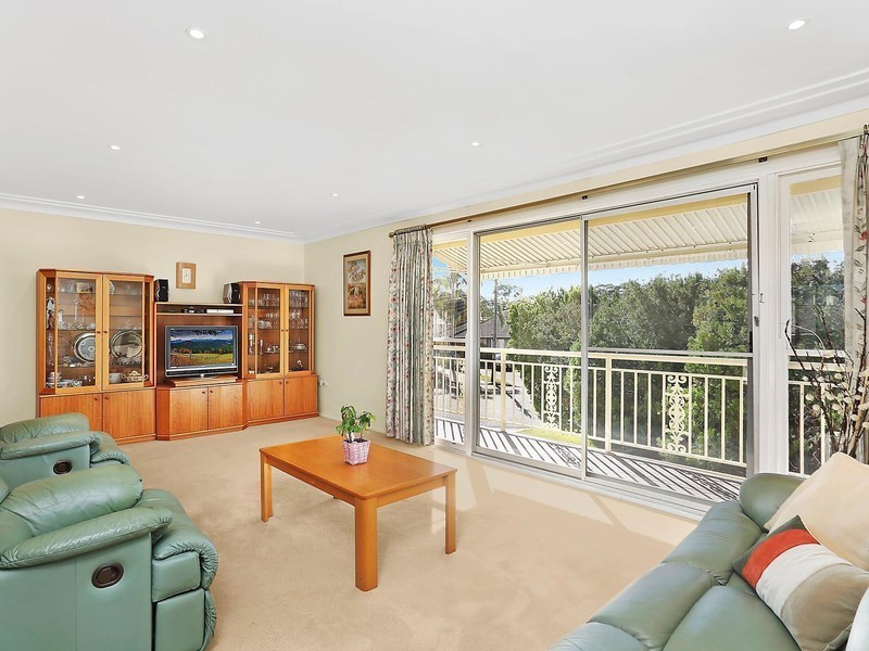 4 Jeenga Place, Sylvania NSW 2224