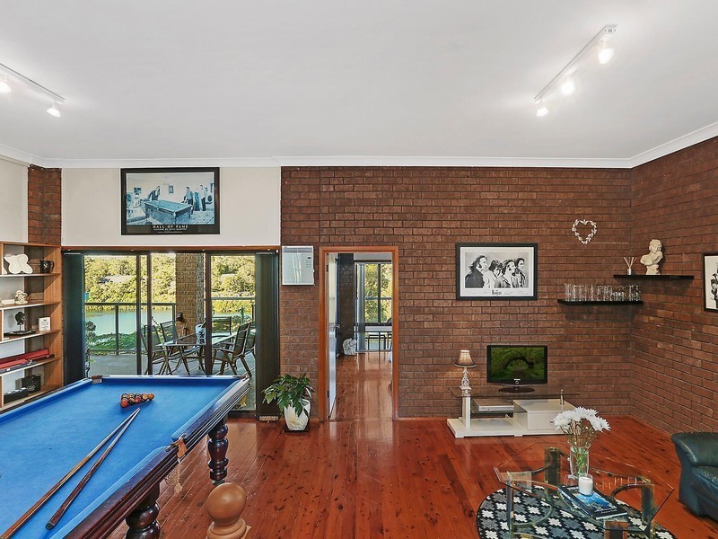 6 Balandra Place, Kareela NSW 2232
