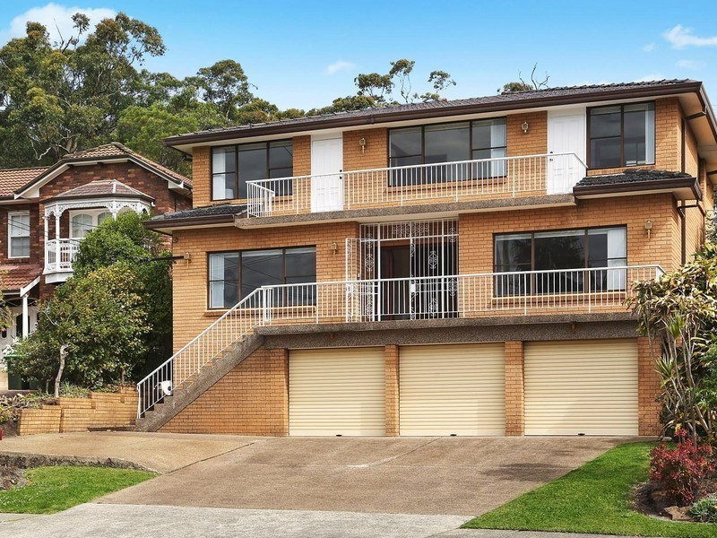 14 Struen Marie Street, Kareela NSW 2232