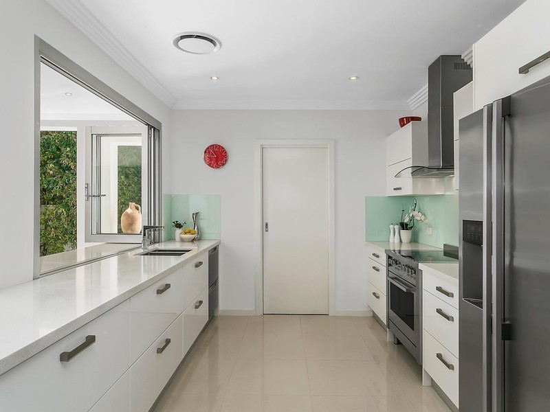 16 Clarence Crescent, Sylvania Waters NSW 2224