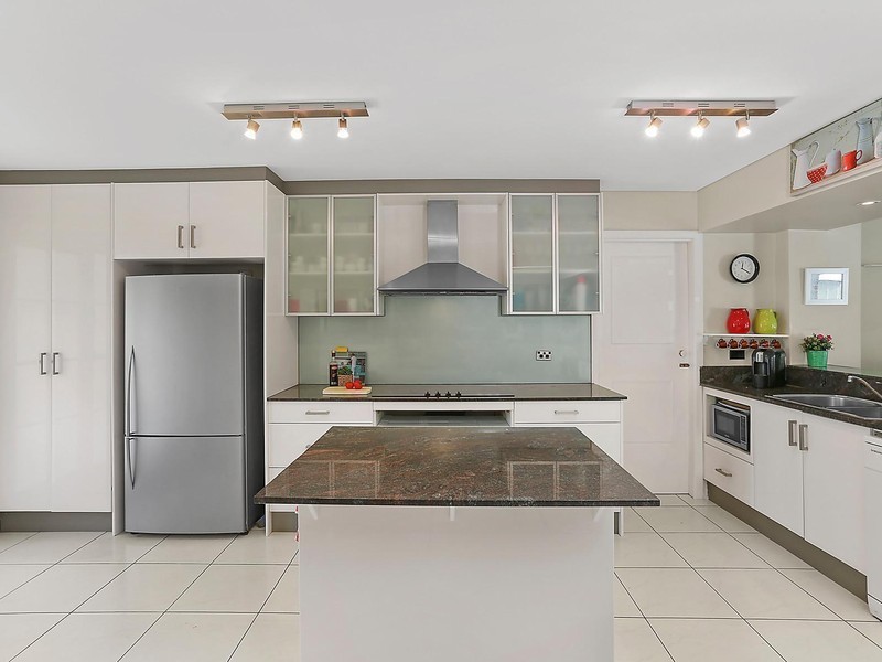 10 Hampton Road, Sylvania Waters NSW 2224