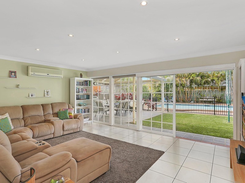 10 Hampton Road, Sylvania Waters NSW 2224