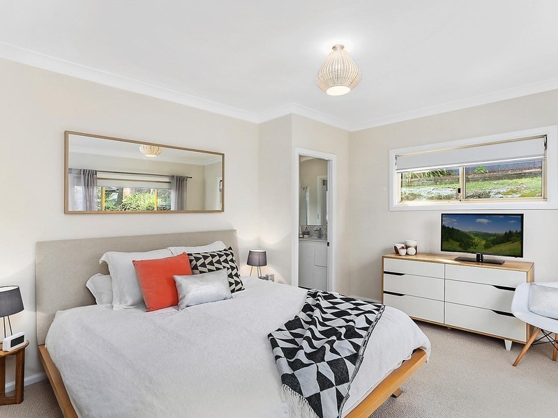 13 Serpentine Road, Gymea NSW 2227