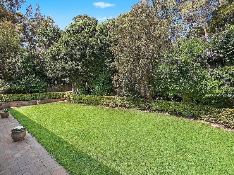 98 Queens Road, Connells Point NSW 2221