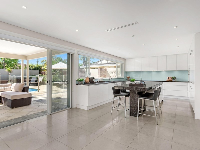 22 Hampton Road, Sylvania Waters NSW 2224