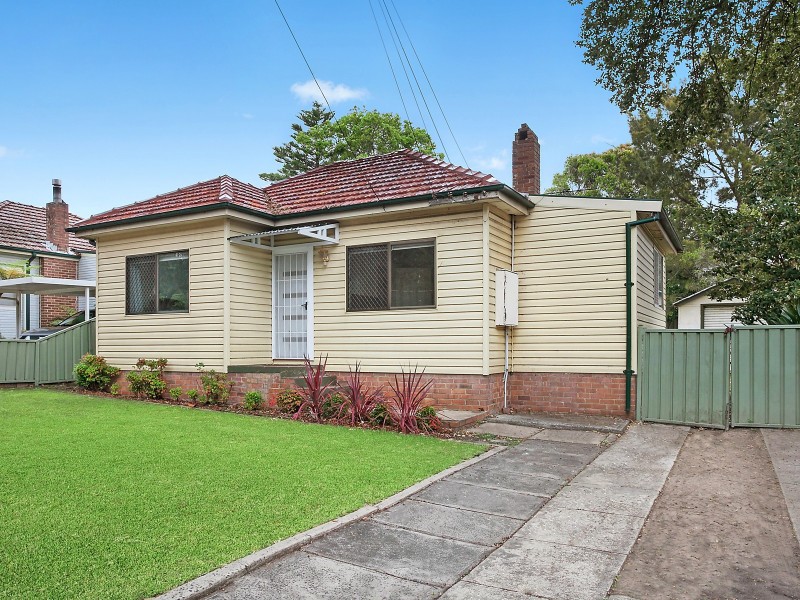 263 Taren Point Road, Caringbah NSW 2229