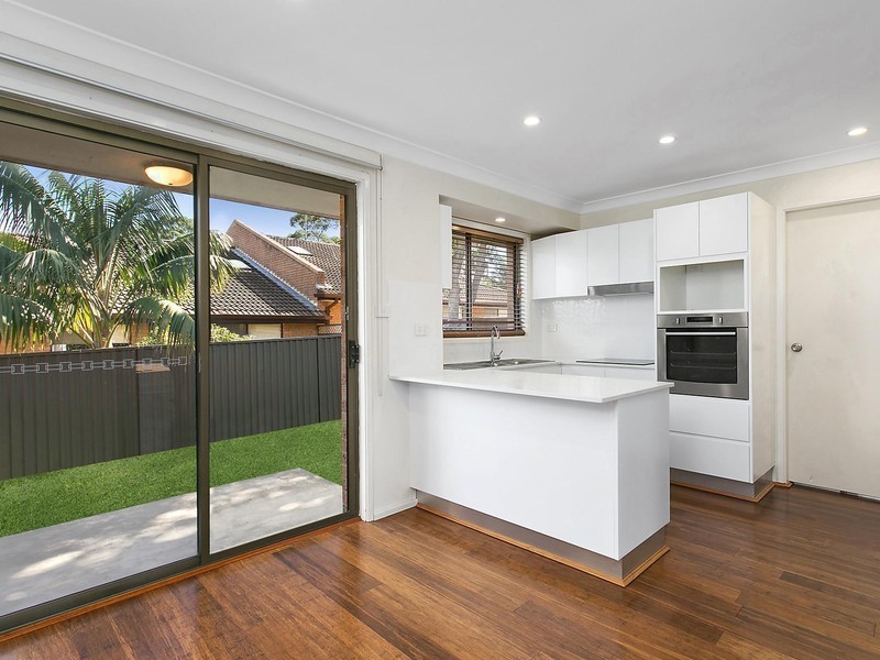 2/12 Pembroke Street, Sylvania NSW 2224