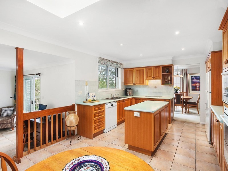 75 Osprey Drive, Illawong NSW 2234