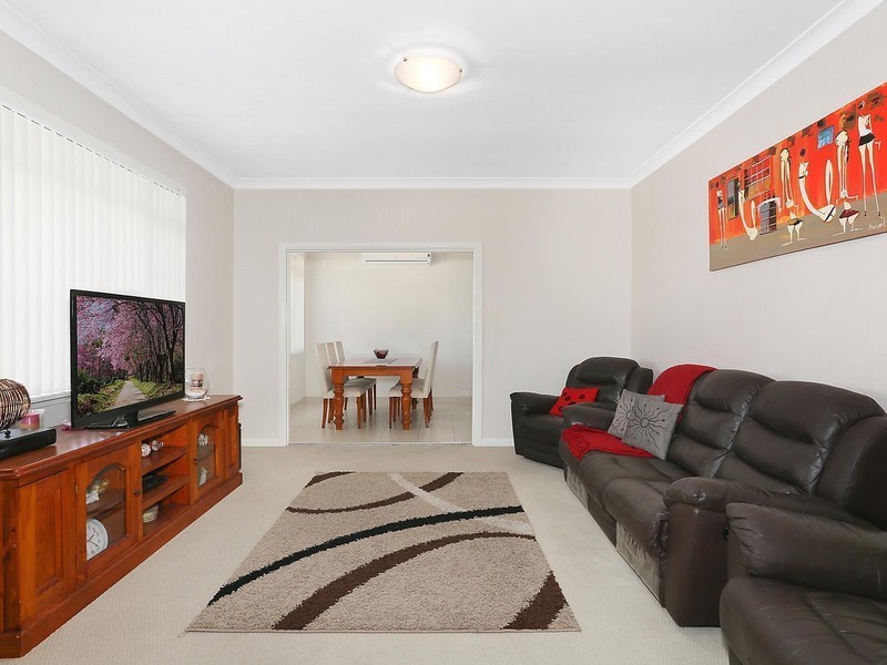 17 Shirley Road, Miranda NSW 2228