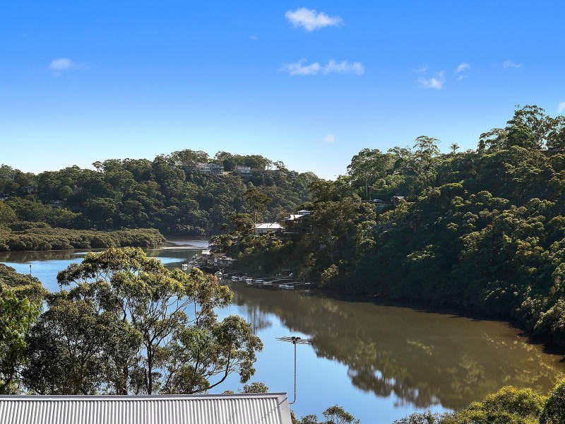 4 Kennedy Crescent, Bonnet Bay NSW 2226