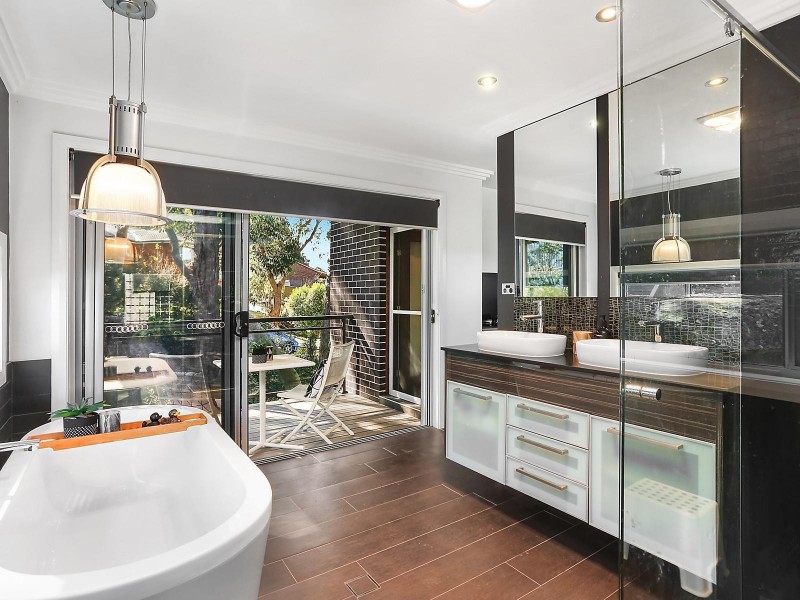 1 Pavia Road, Como NSW 2226