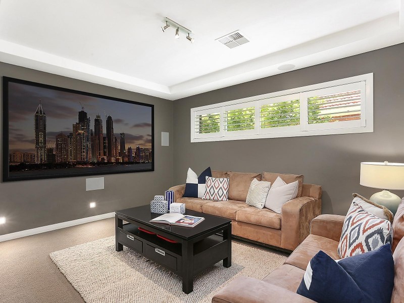 17 Dwyer Street, Gymea NSW 2227