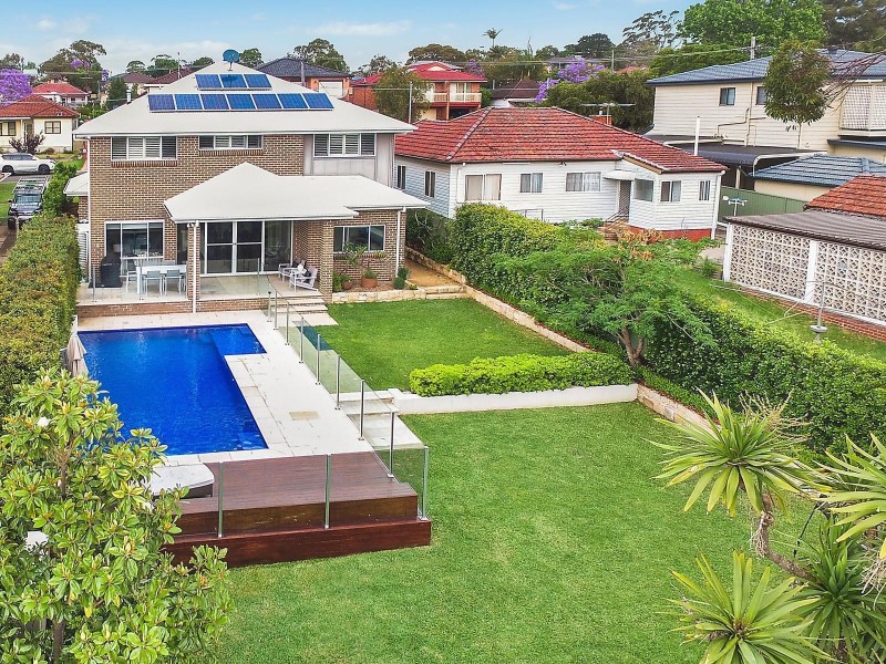 17 Dwyer Street, Gymea NSW 2227