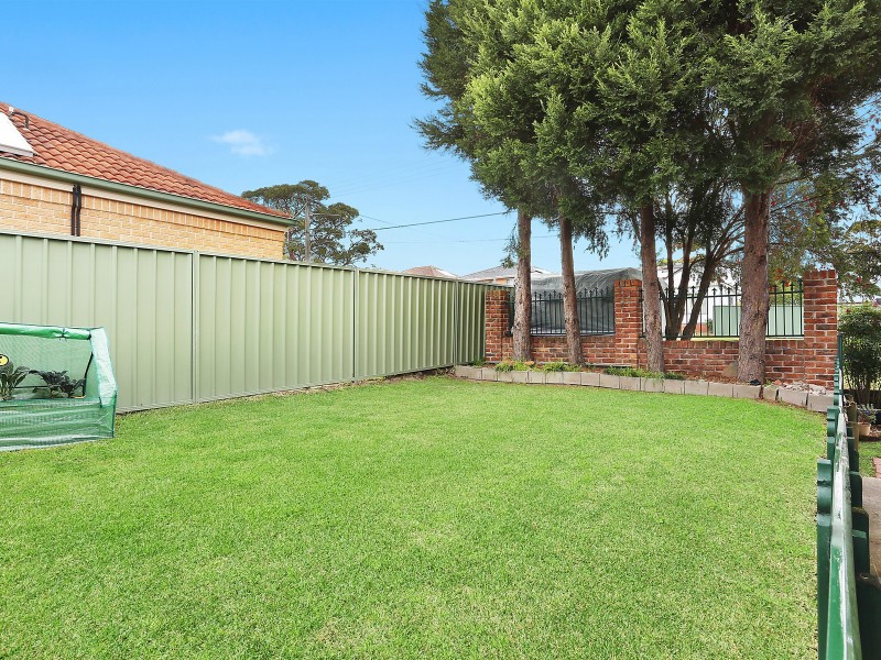 2/12B Harley Street, Sylvania NSW 2224