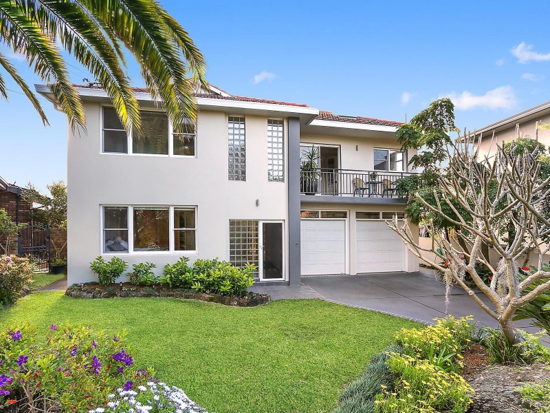 9 Moonbi Place, Kareela NSW 2232