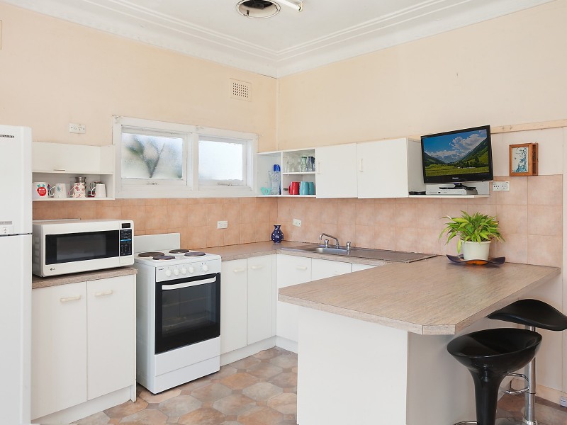 53 Old Taren Point Road, Taren Point NSW 2229