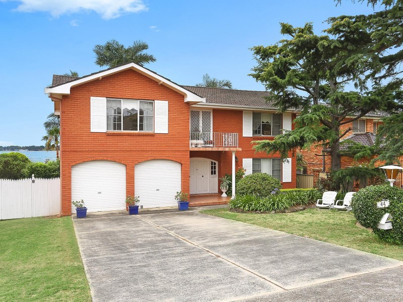 44 Belgrave Esplanade, Sylvania NSW 2224