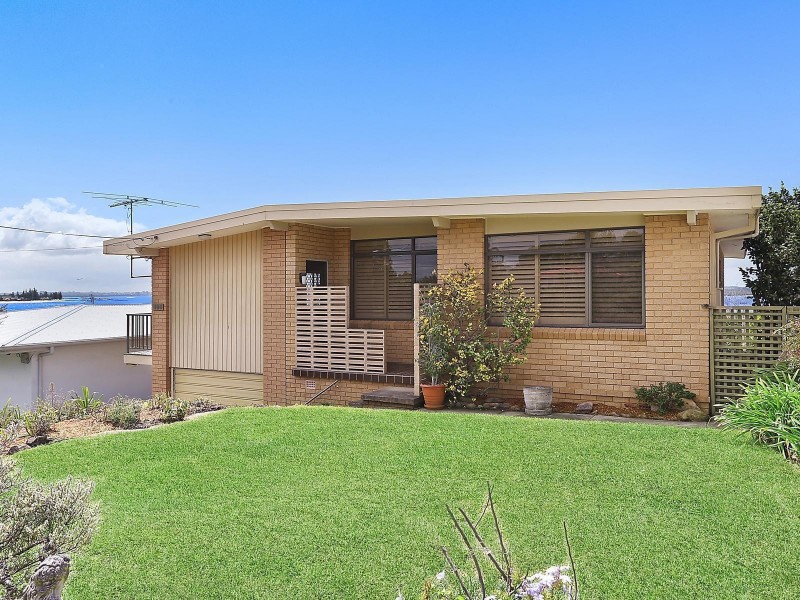 106 Woodlands Road, Taren Point NSW 2229