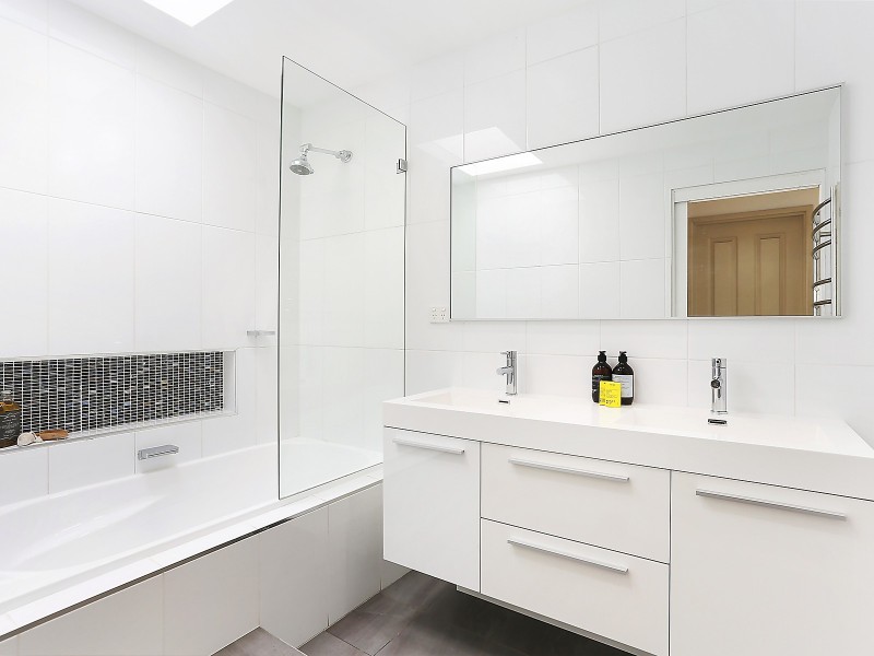 30 Stirling Avenue, Kirrawee NSW 2232