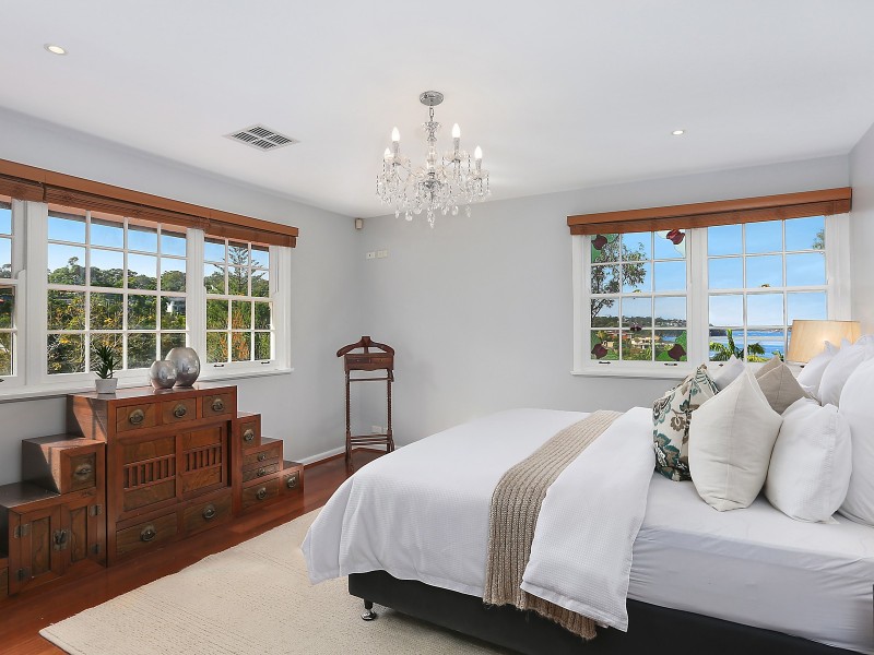 10 Korokan Road, Lilli Pilli NSW 2229
