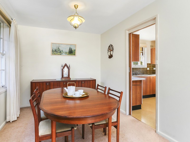 9 Leichhardt Crescent, Sylvania NSW 2224