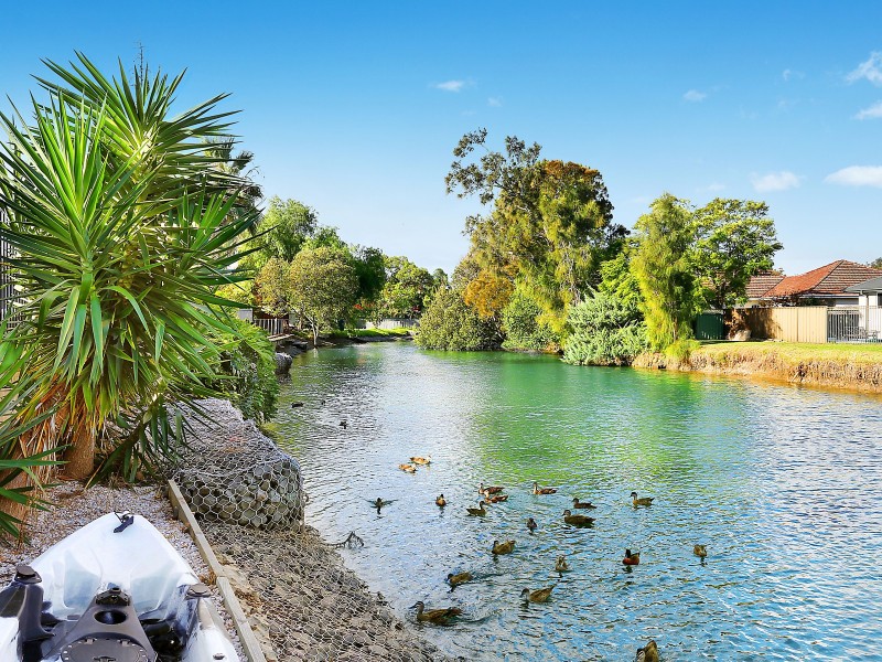 112 Evelyn Street, Sylvania NSW 2224