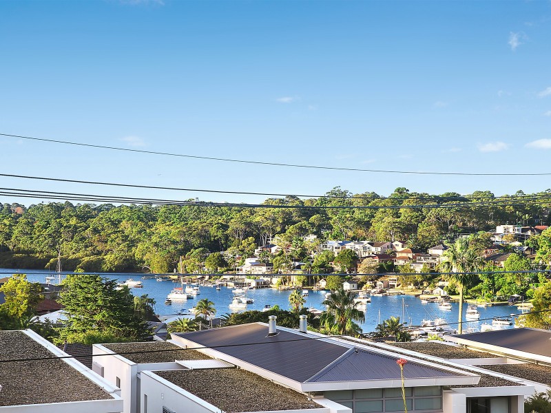 14 Glen Ayr Avenue, Yowie Bay NSW 2228